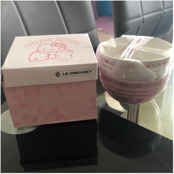 Le Creuset x Hello Kitty light pink white bow rice Bowl set of 2 nwt - Picture 9 of 14